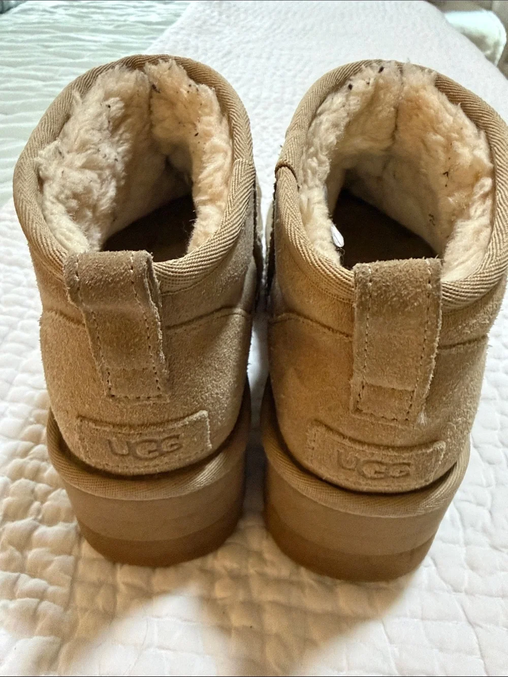 UGG Chestnut Short Shearling Platform Booties size 9 - Picture 1 of 6